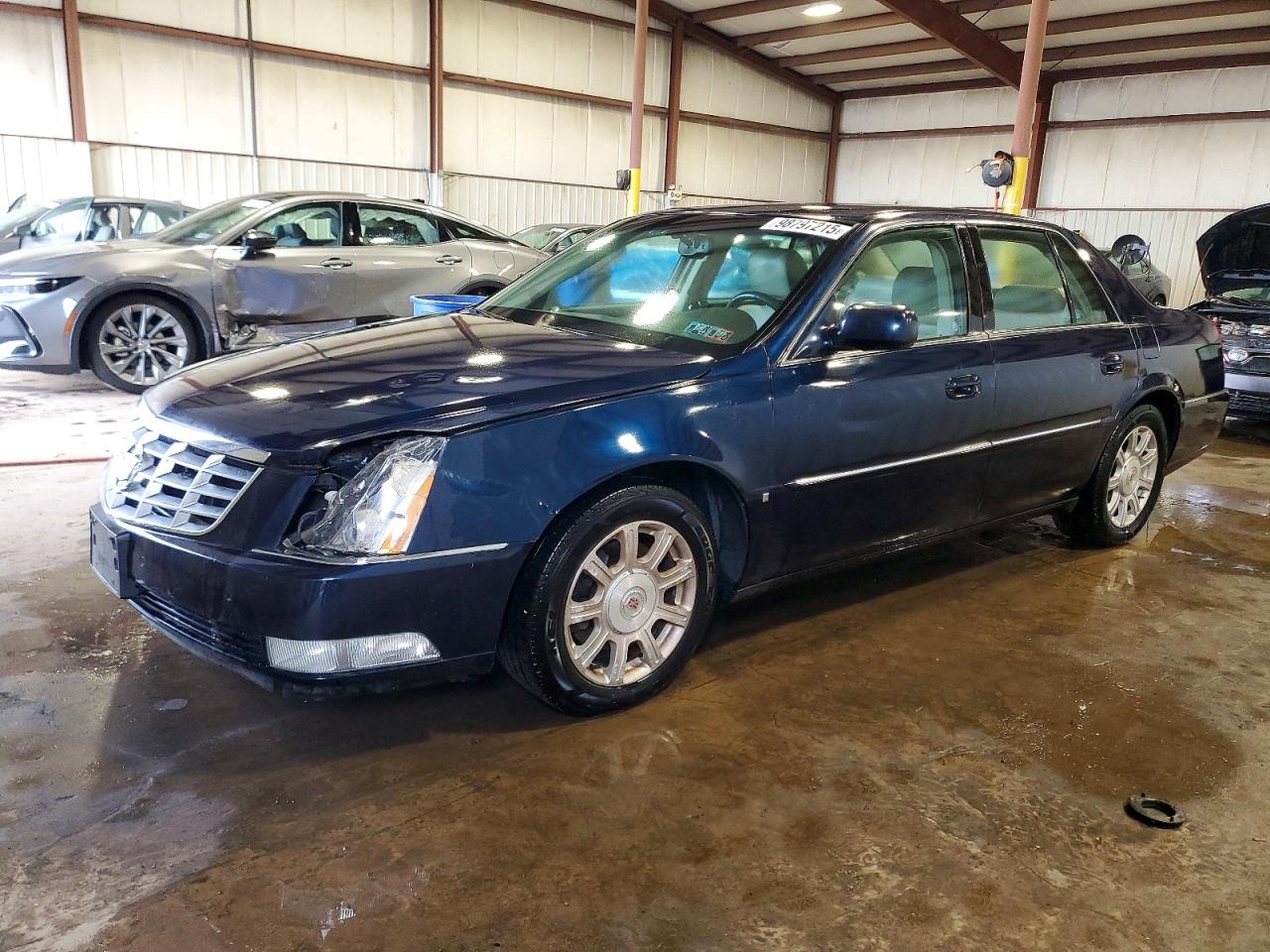 CADILLAC DTS 2009