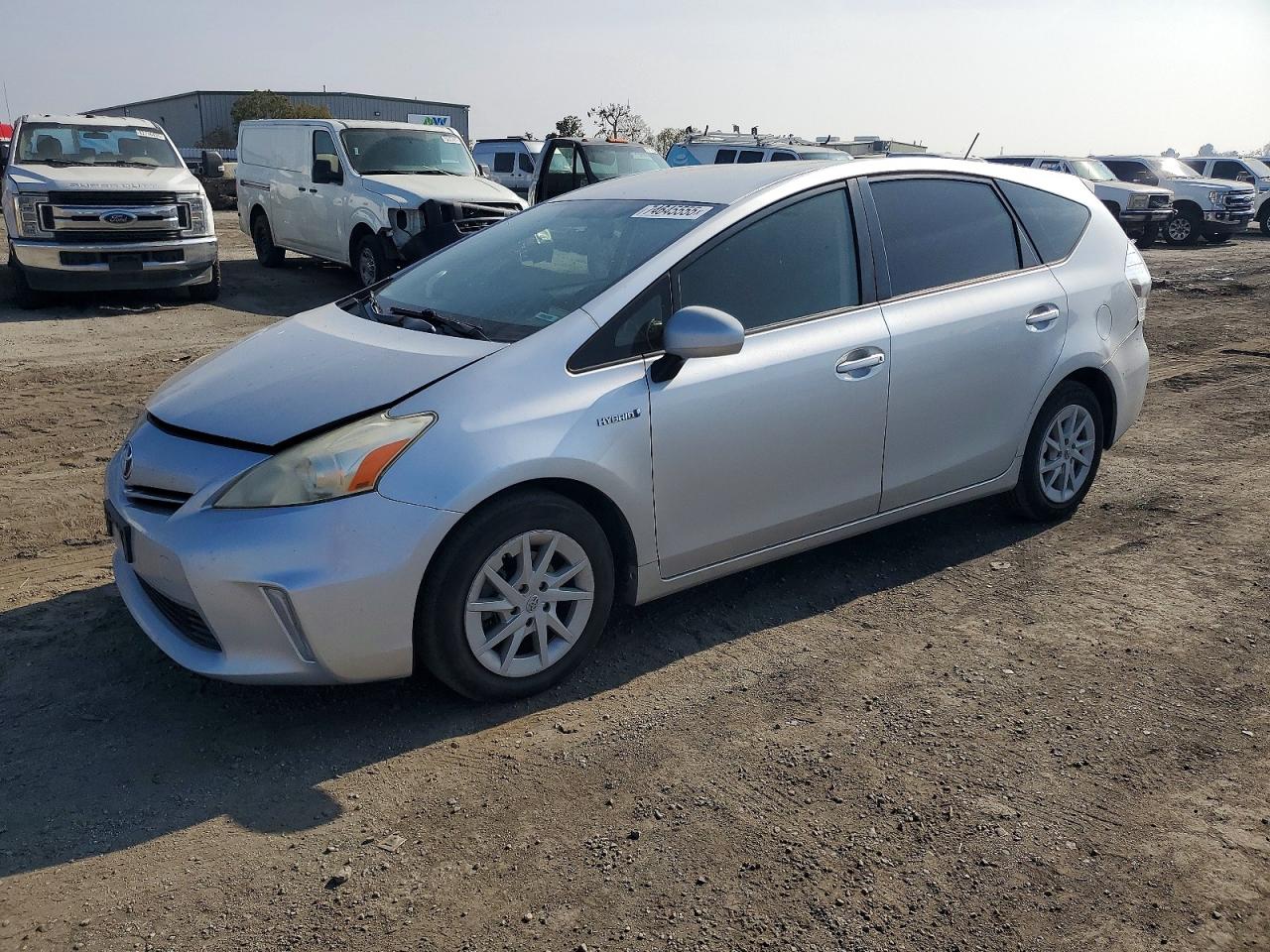TOYOTA PRIUS V 2012