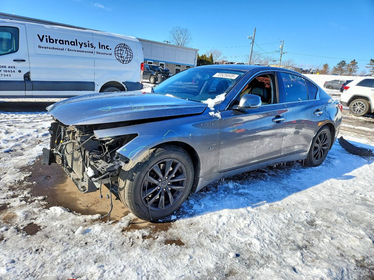 INFINITI Q50 2015