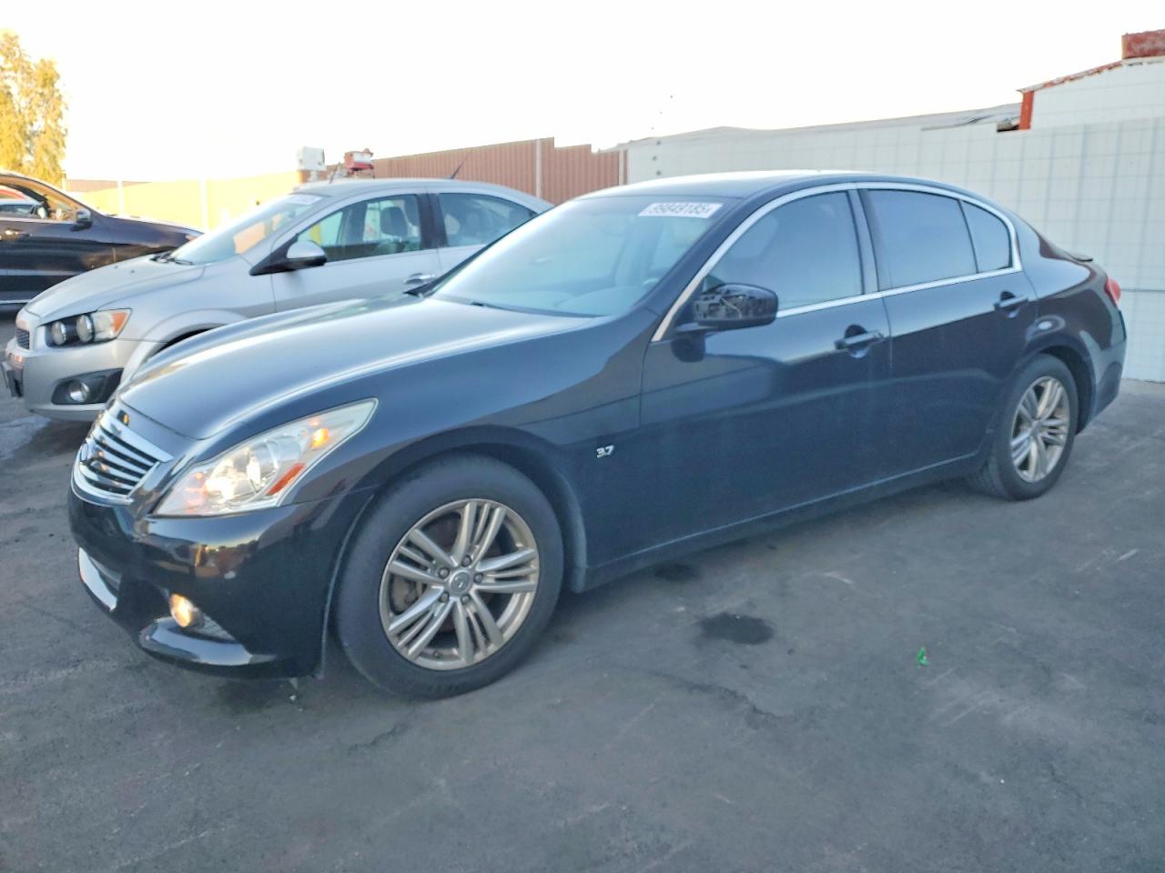 INFINITI Q40 2015
