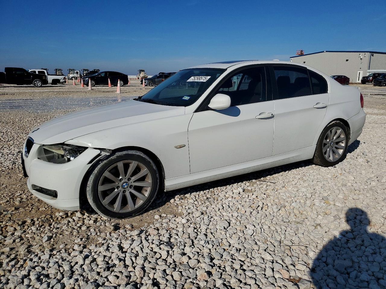 BMW 328 2011