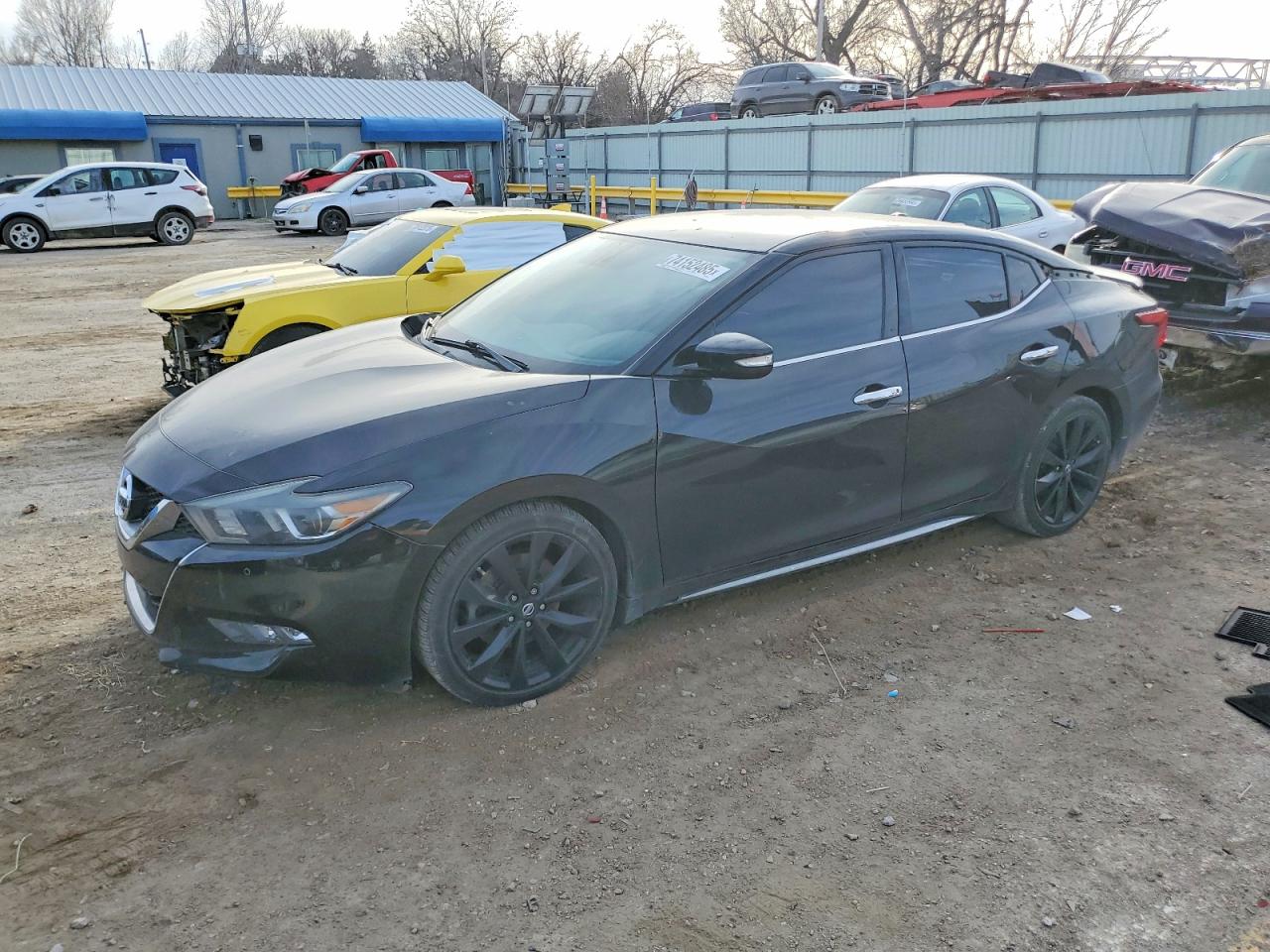 NISSAN MAXIMA 2017