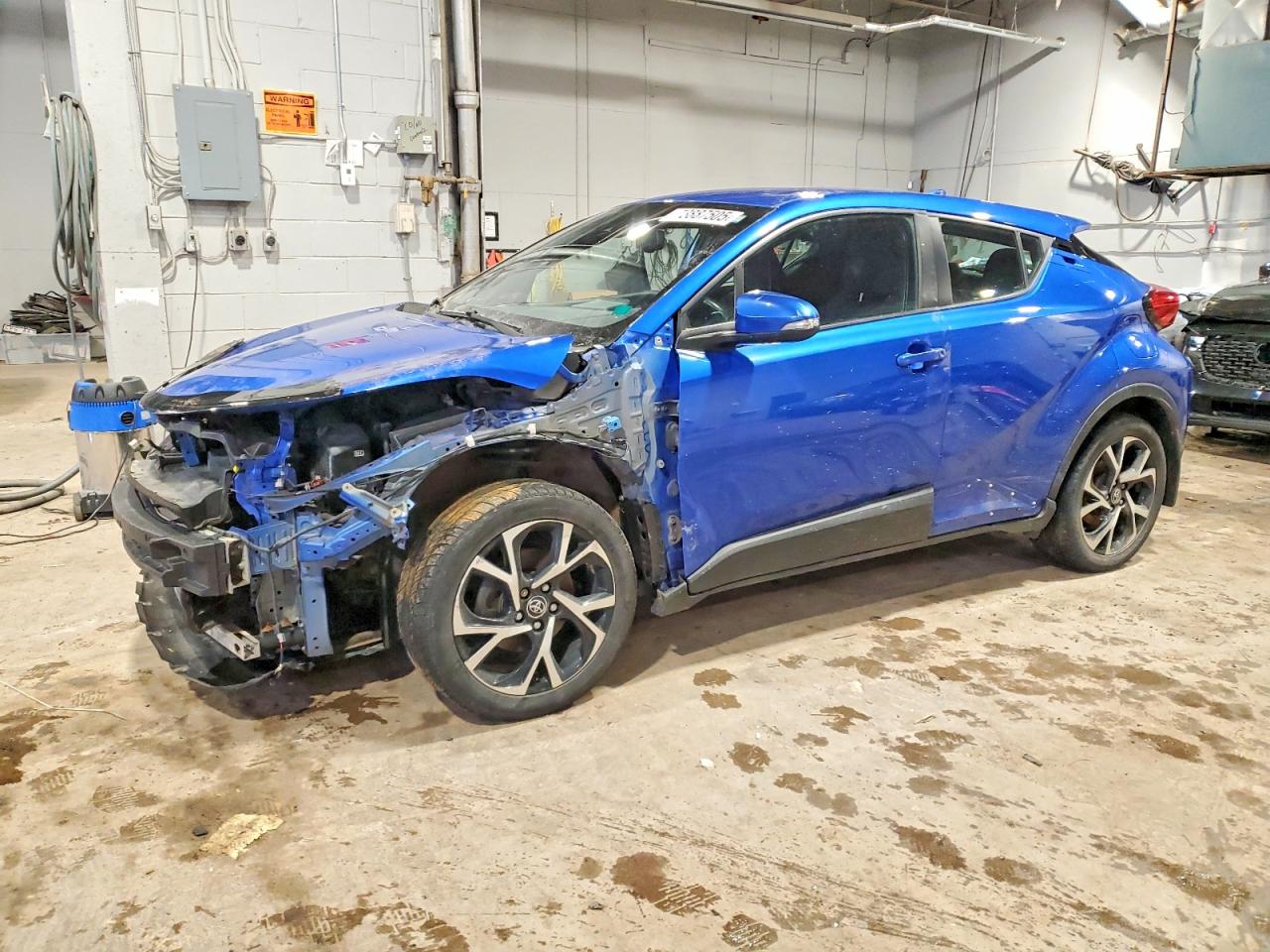 TOYOTA C-HR 2018