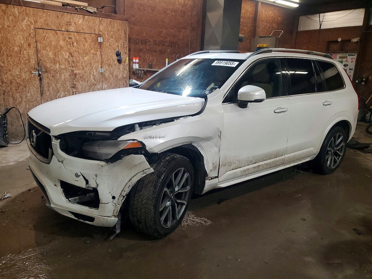 VOLVO XC90 T5 2018