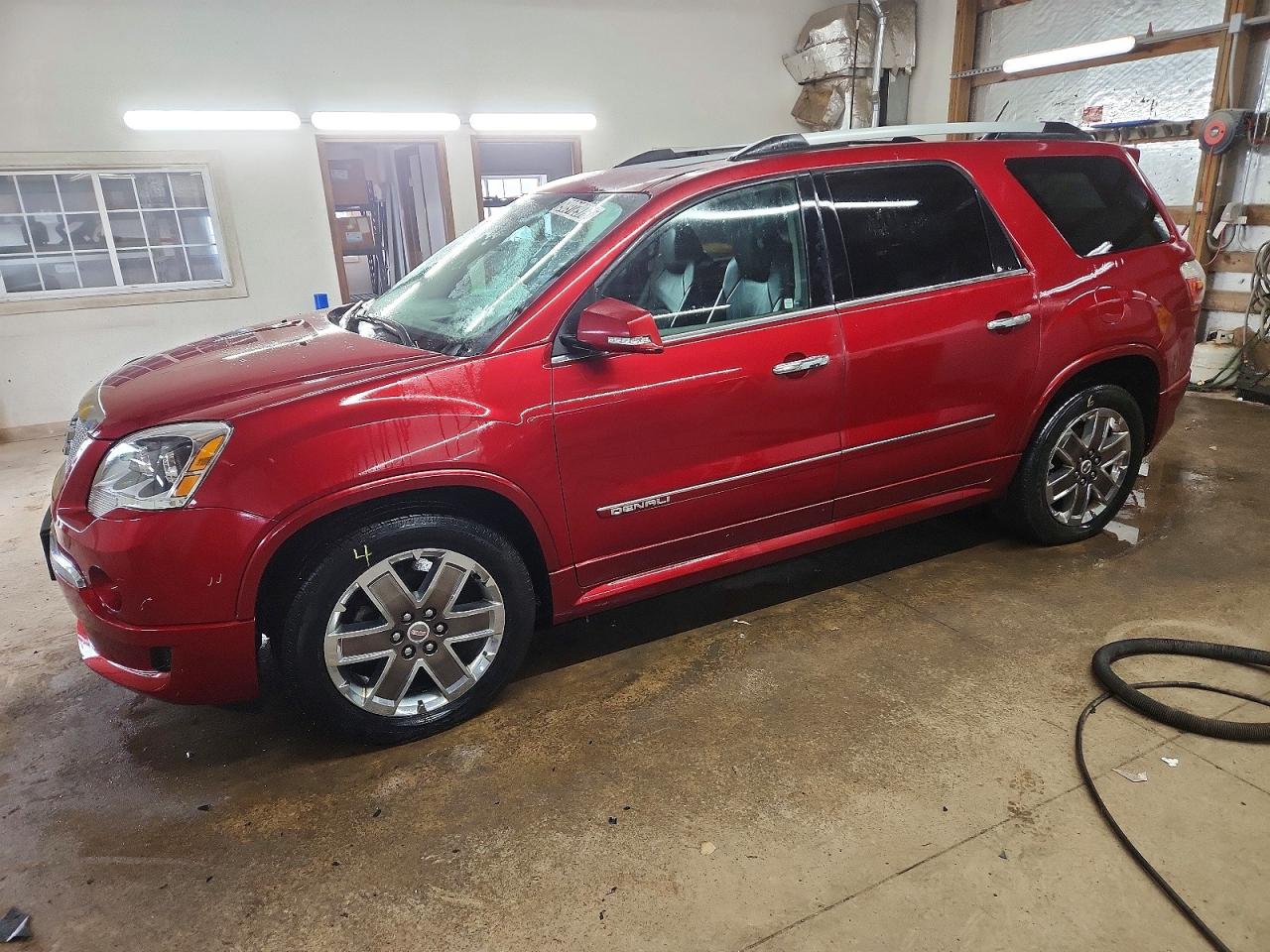 GMC ACADIA DEN 2012