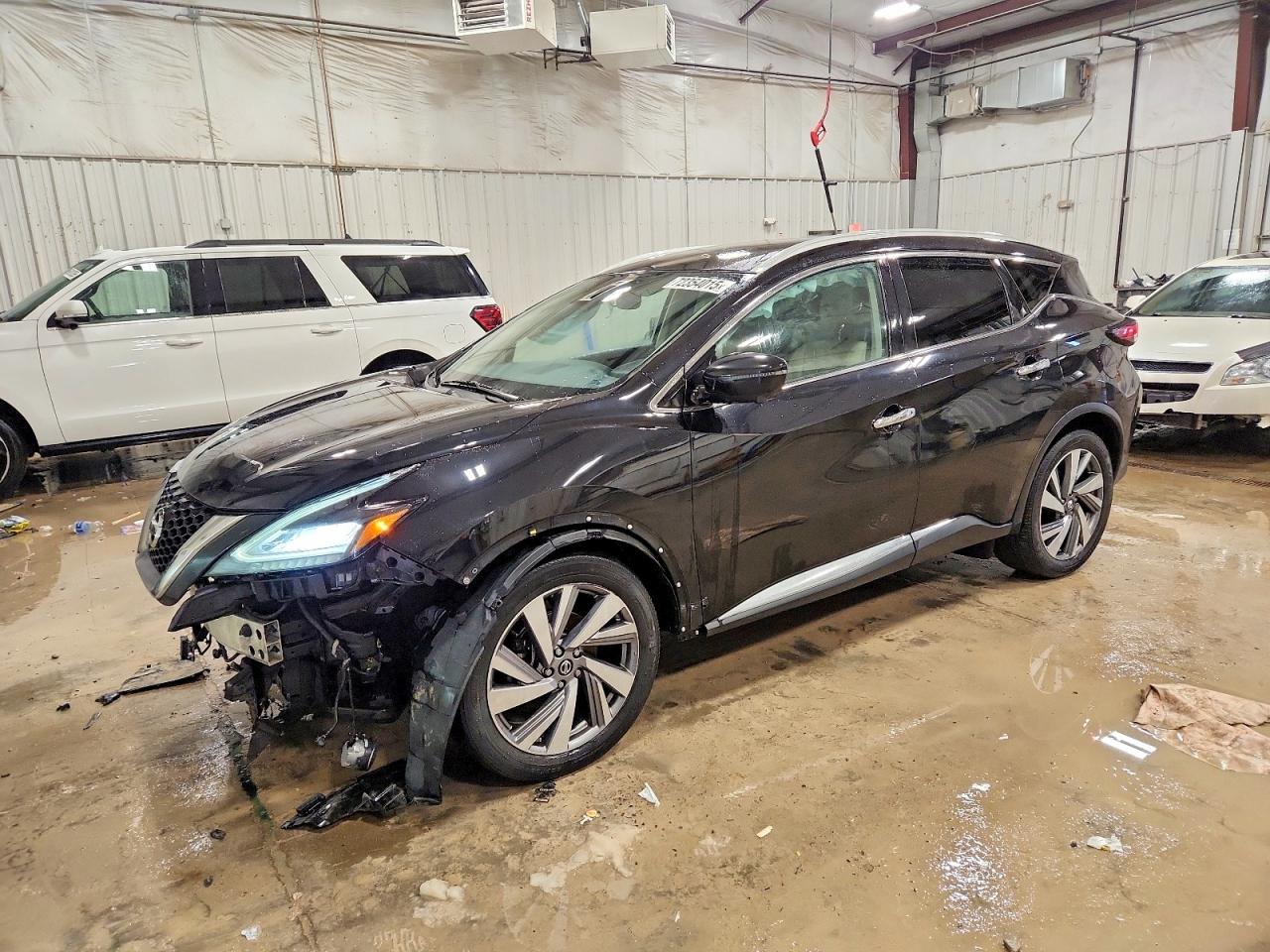 NISSAN MURANO 2021