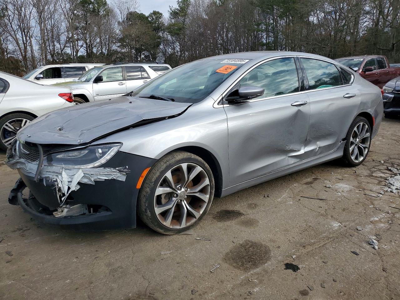 CHRYSLER 200 2015