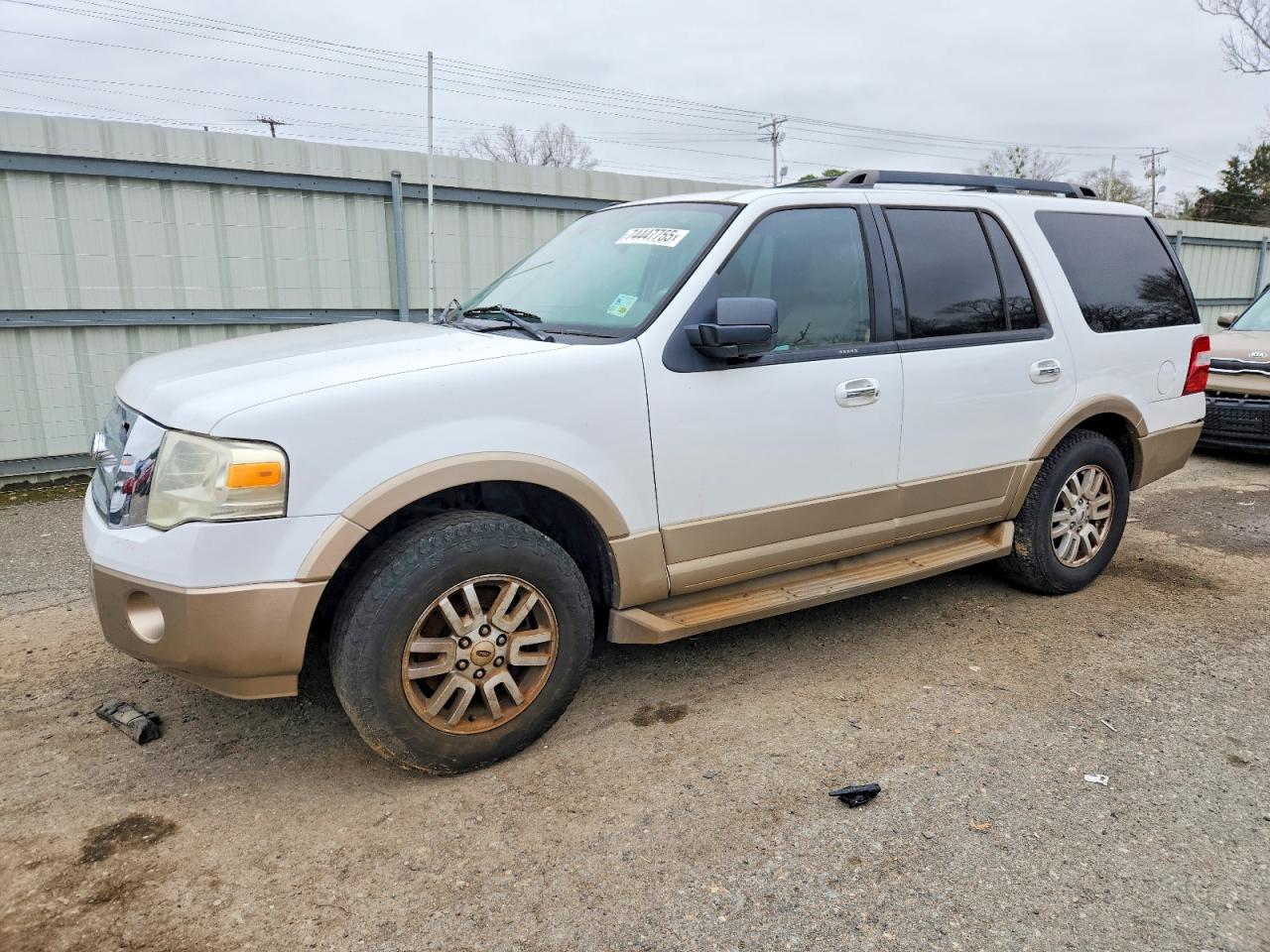 FORD EXPEDITION 2011