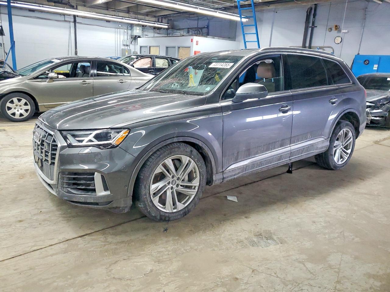 AUDI Q7 2022