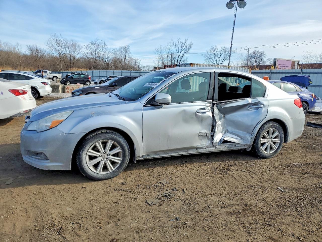 SUBARU LEGACY 2012