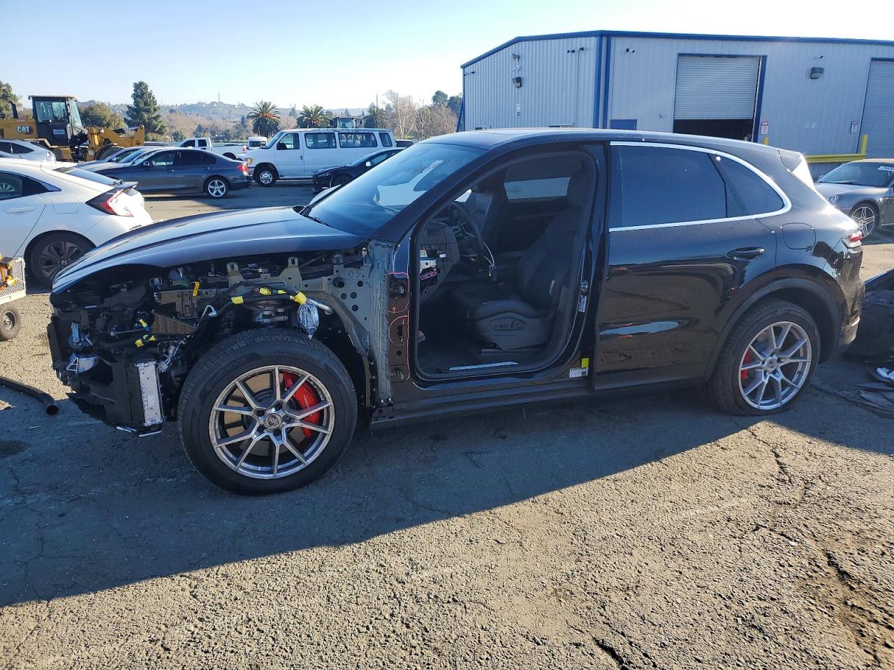 PORSCHE CAYENNE 2025