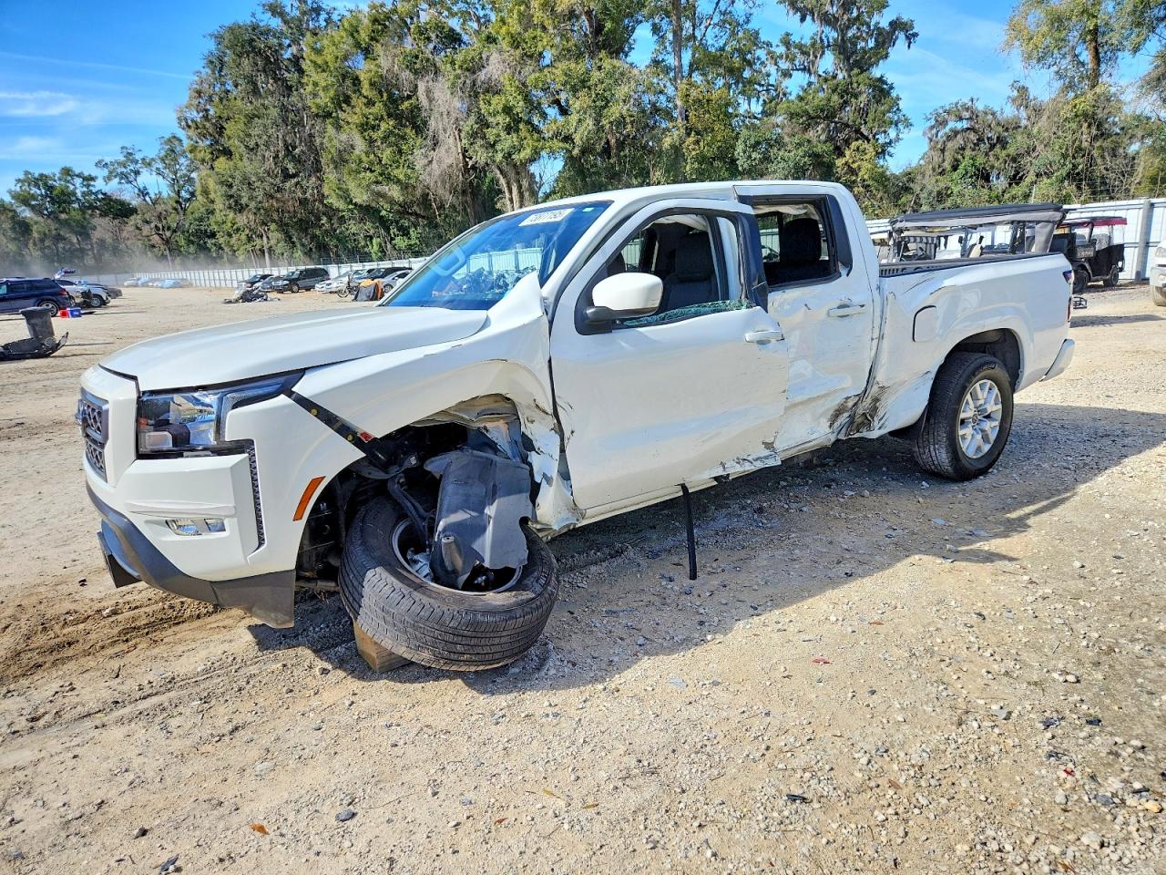 NISSAN FRONTIER 2022