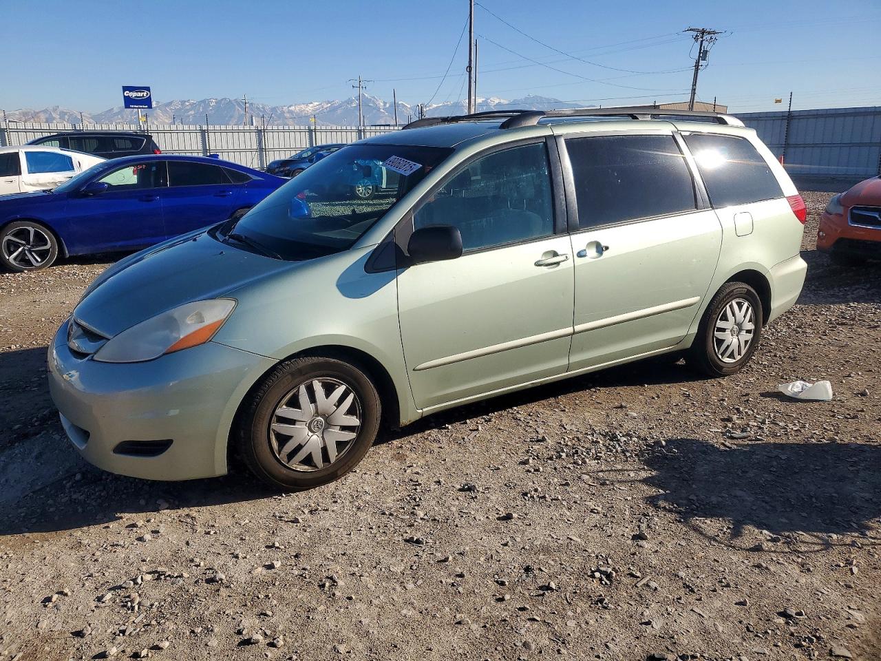 TOYOTA SIENNA CE 2007