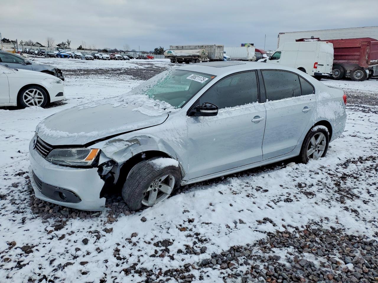 VOLKSWAGEN JETTA 2011