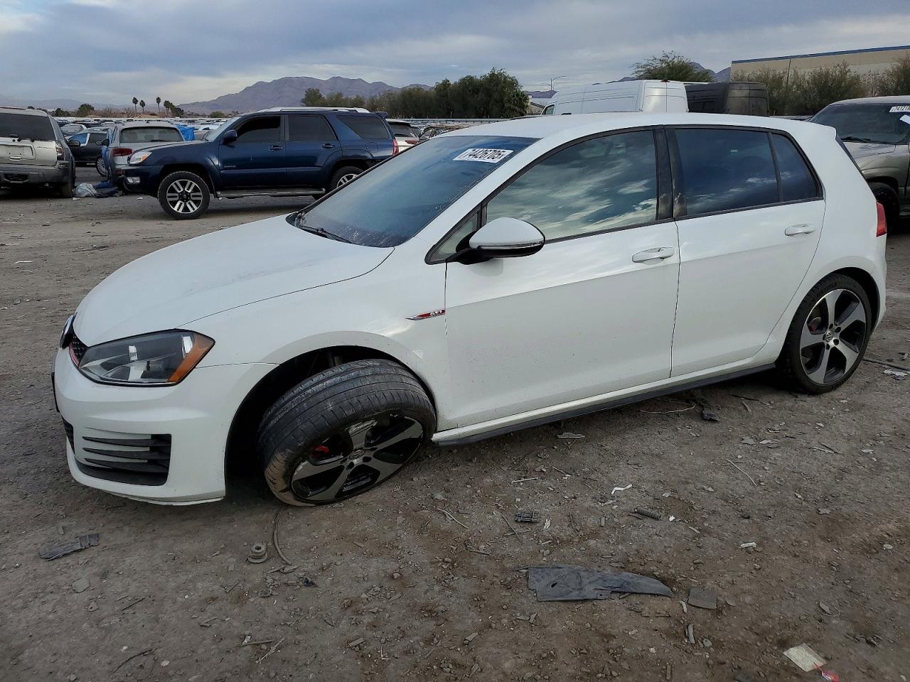 VOLKSWAGEN GTI 2017