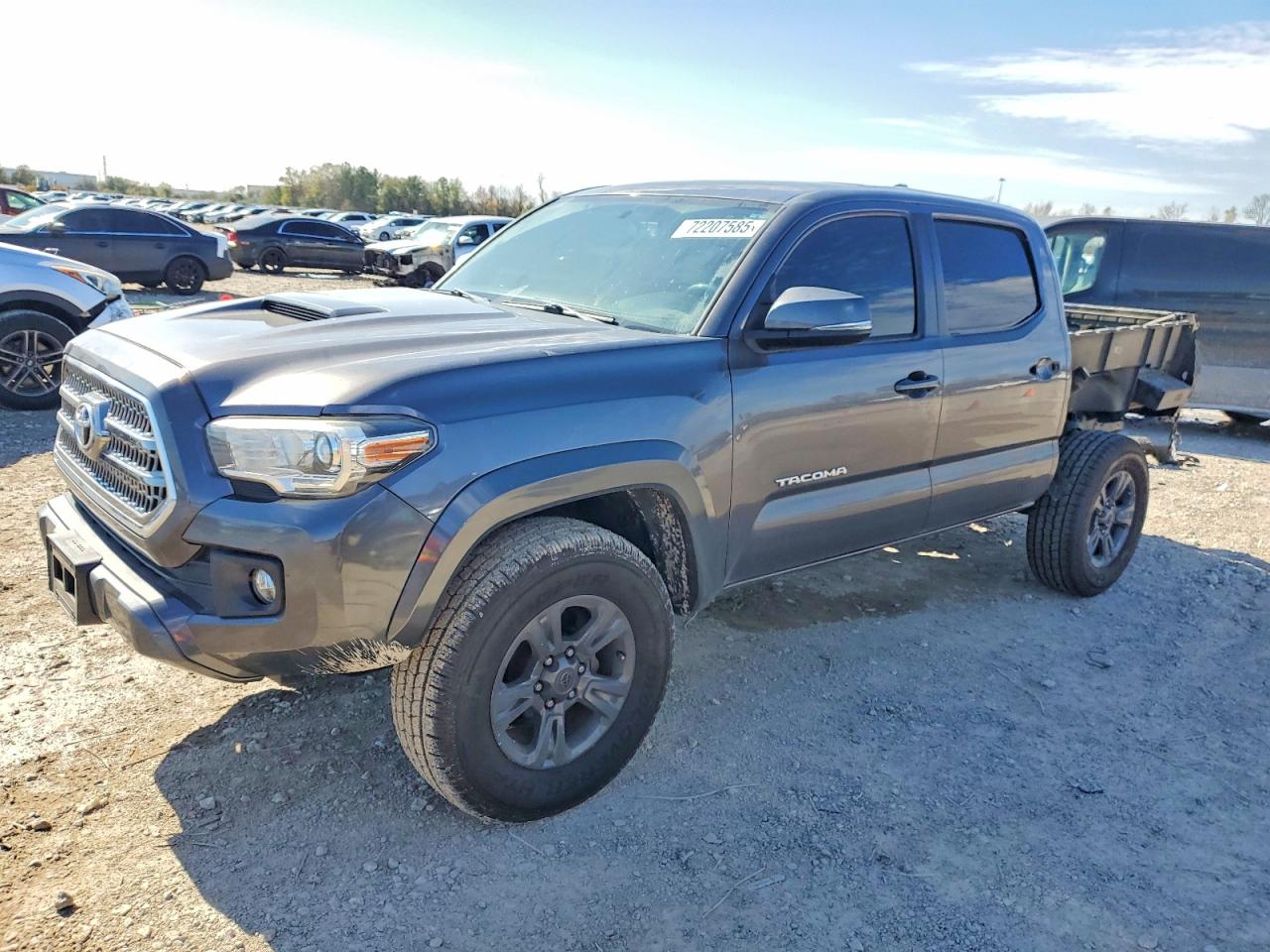 TOYOTA TACOMA 2017
