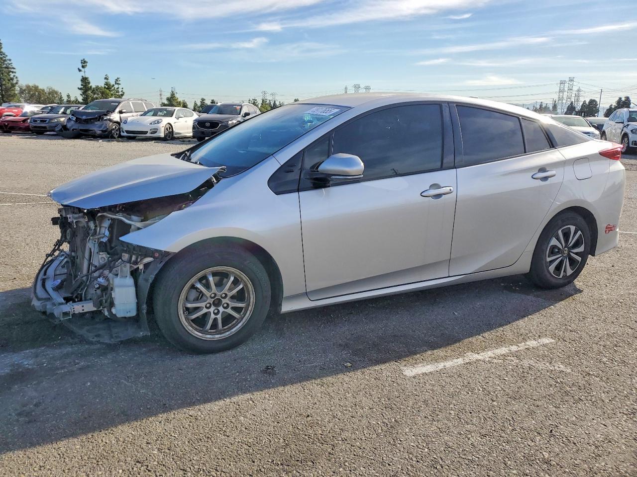 TOYOTA PRIUS PRIME 2017