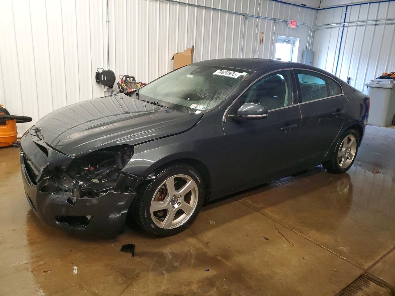 VOLVO S60 2013