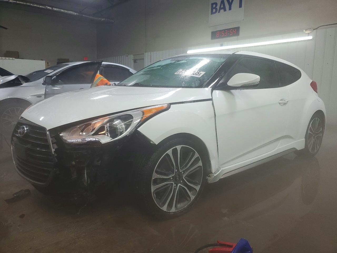 HYUNDAI VELOSTER 2016