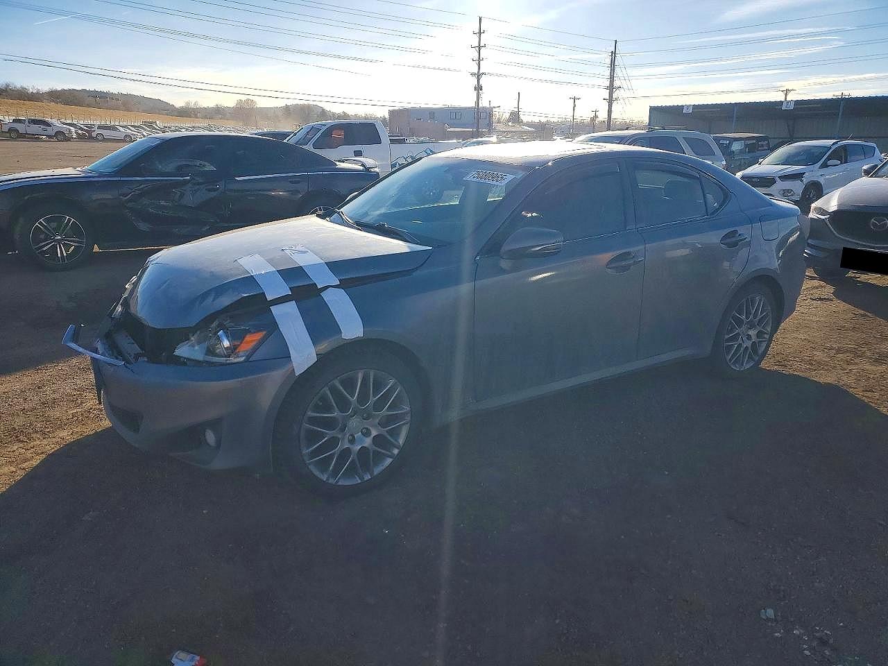 LEXUS IS 2012