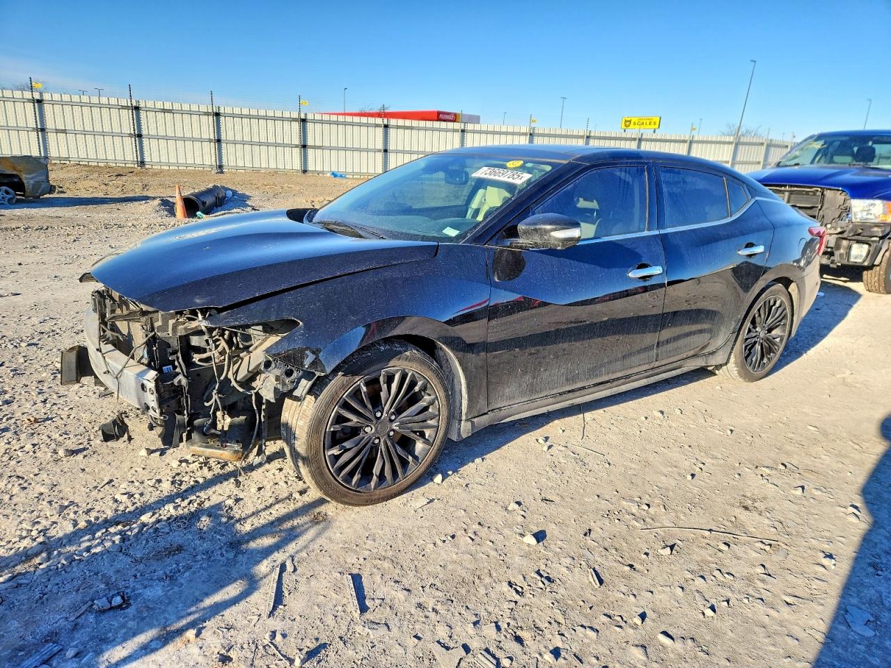 NISSAN MAXIMA 2016