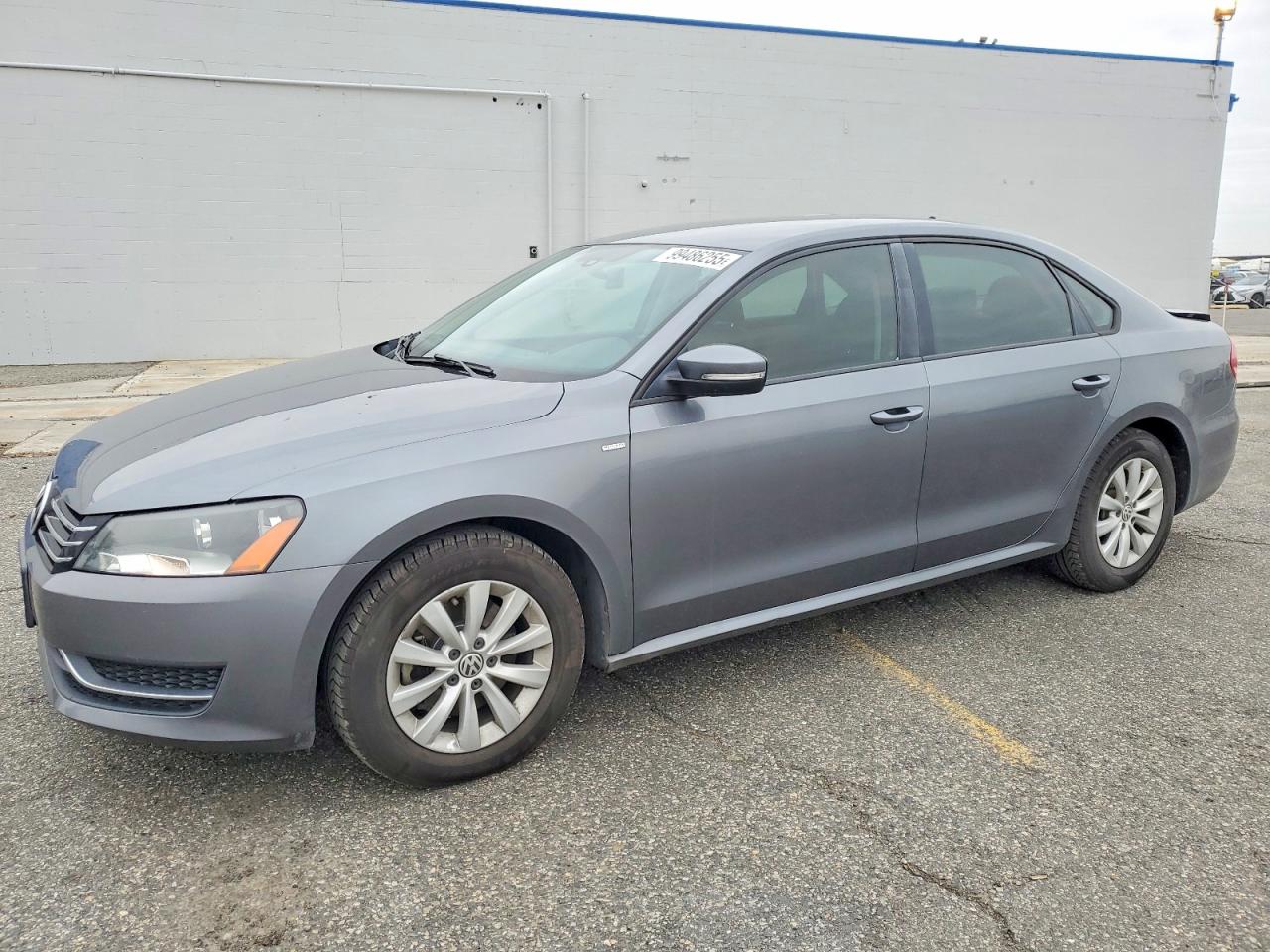 VOLKSWAGEN PASSAT 2014