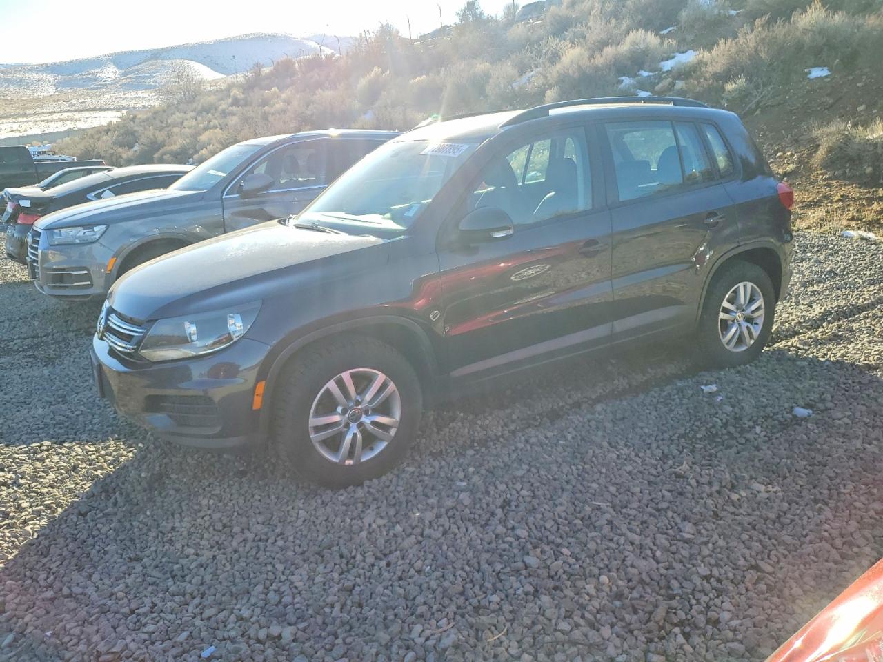 VOLKSWAGEN TIGUAN 2016