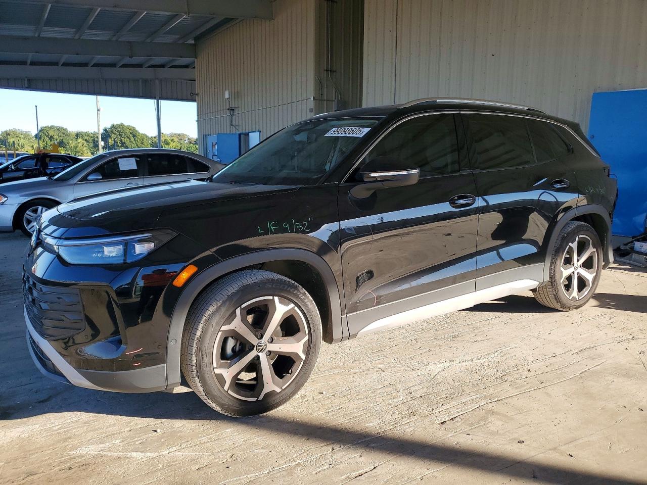 VOLKSWAGEN TIGUAN 2025