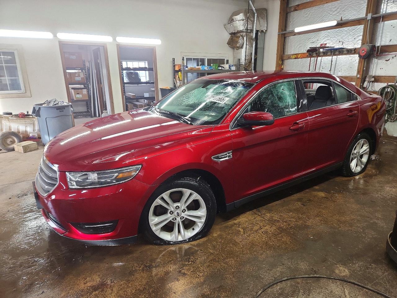 FORD TAURUS SEL 2016