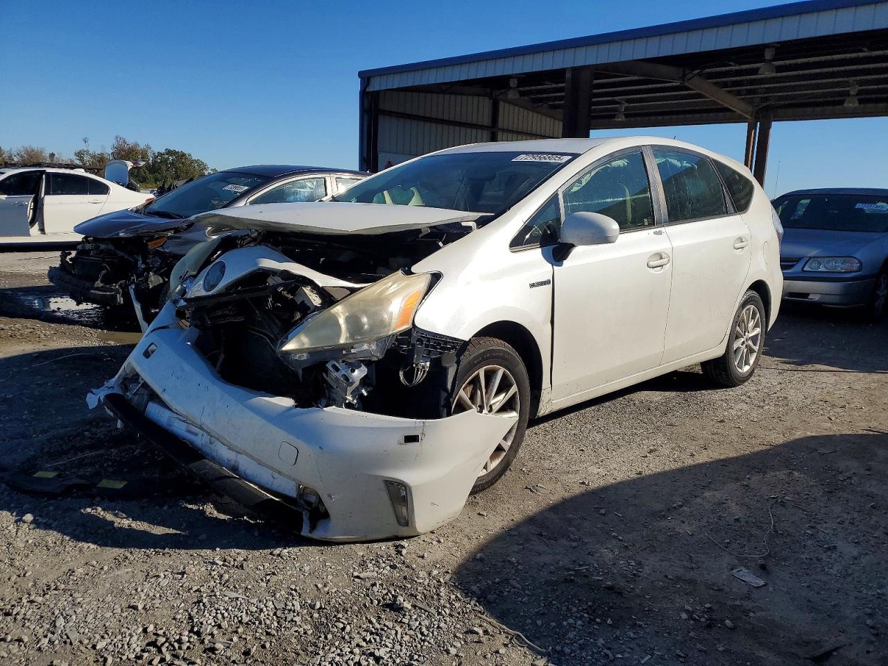 TOYOTA PRIUS V 2012