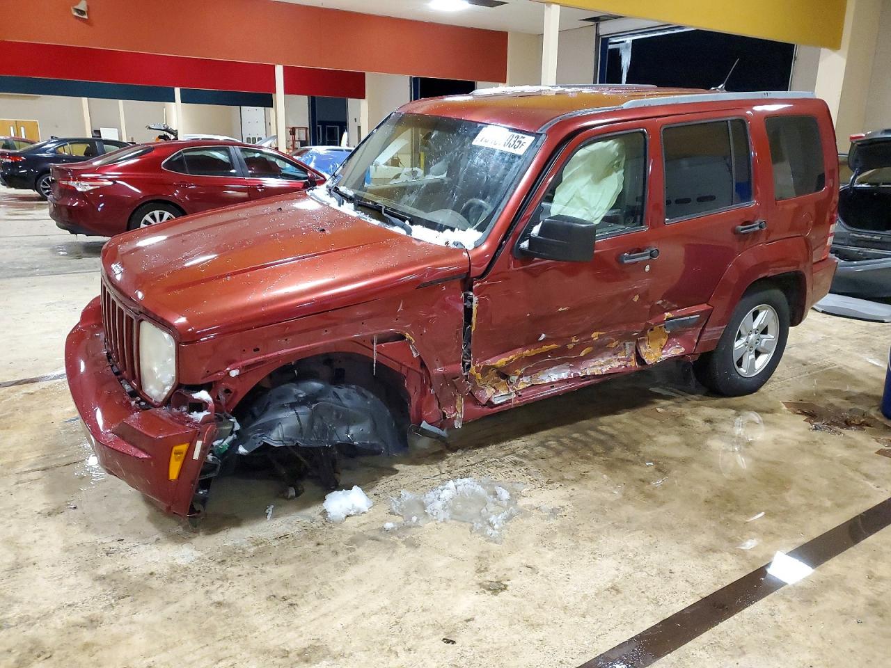 JEEP LIBERTY 2012