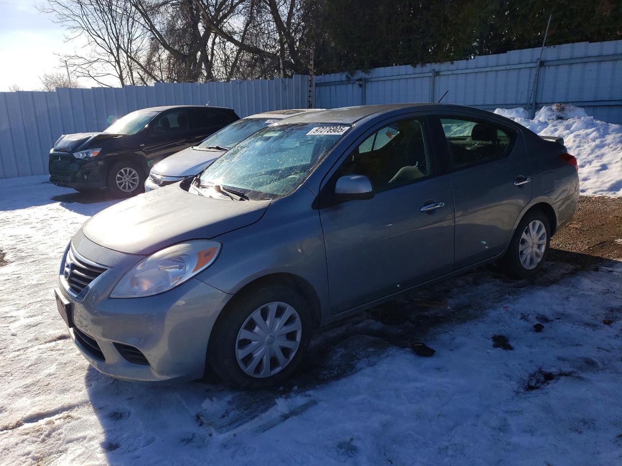 NISSAN VERSA S 2013