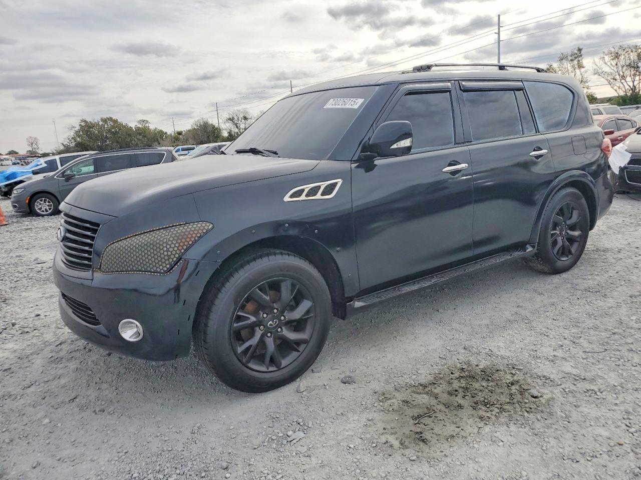 INFINITI QX56 2011