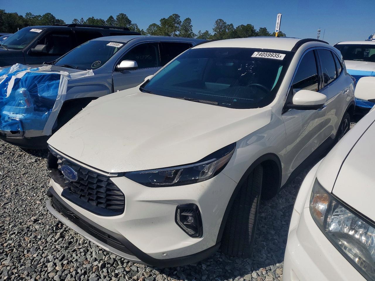 FORD ESCAPE 2023