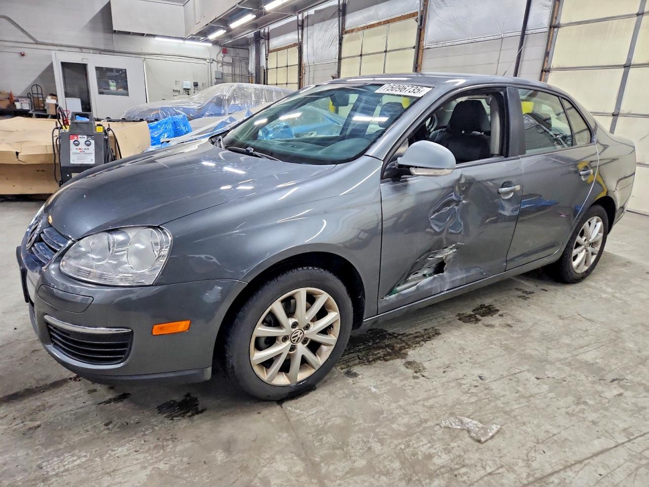 VOLKSWAGEN JETTA 2010