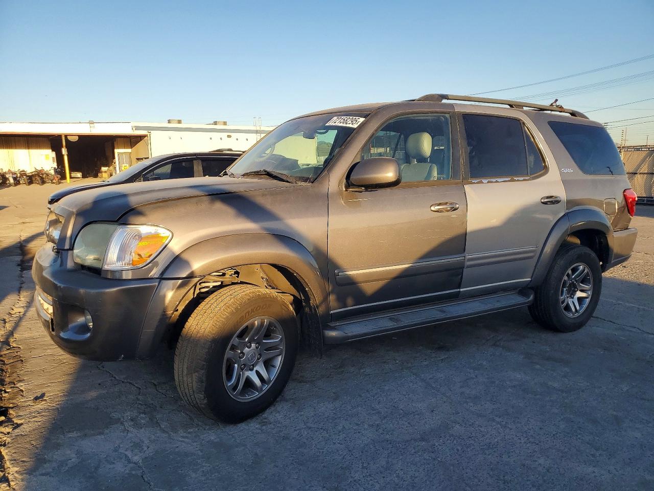 TOYOTA SEQUOIA SR 2005