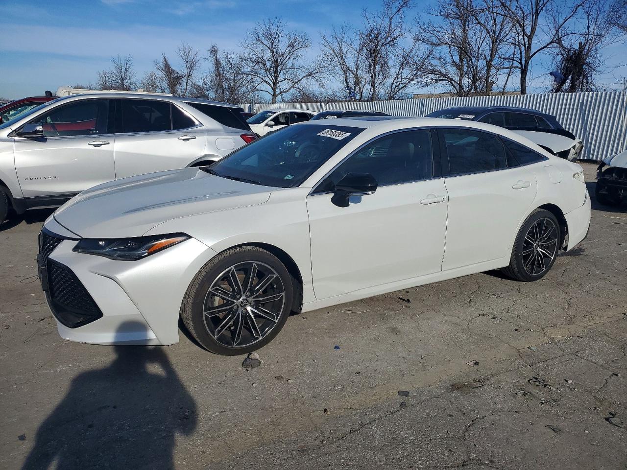 TOYOTA AVALON TOU 2022