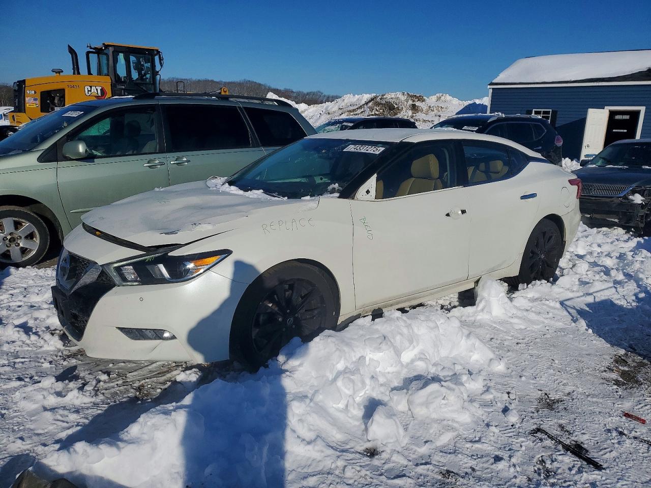 NISSAN MAXIMA 2016