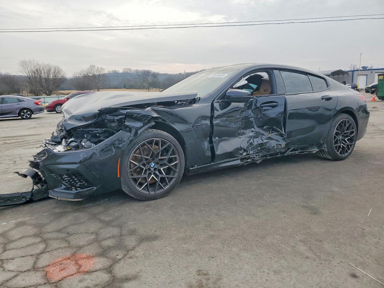 BMW M8 2025