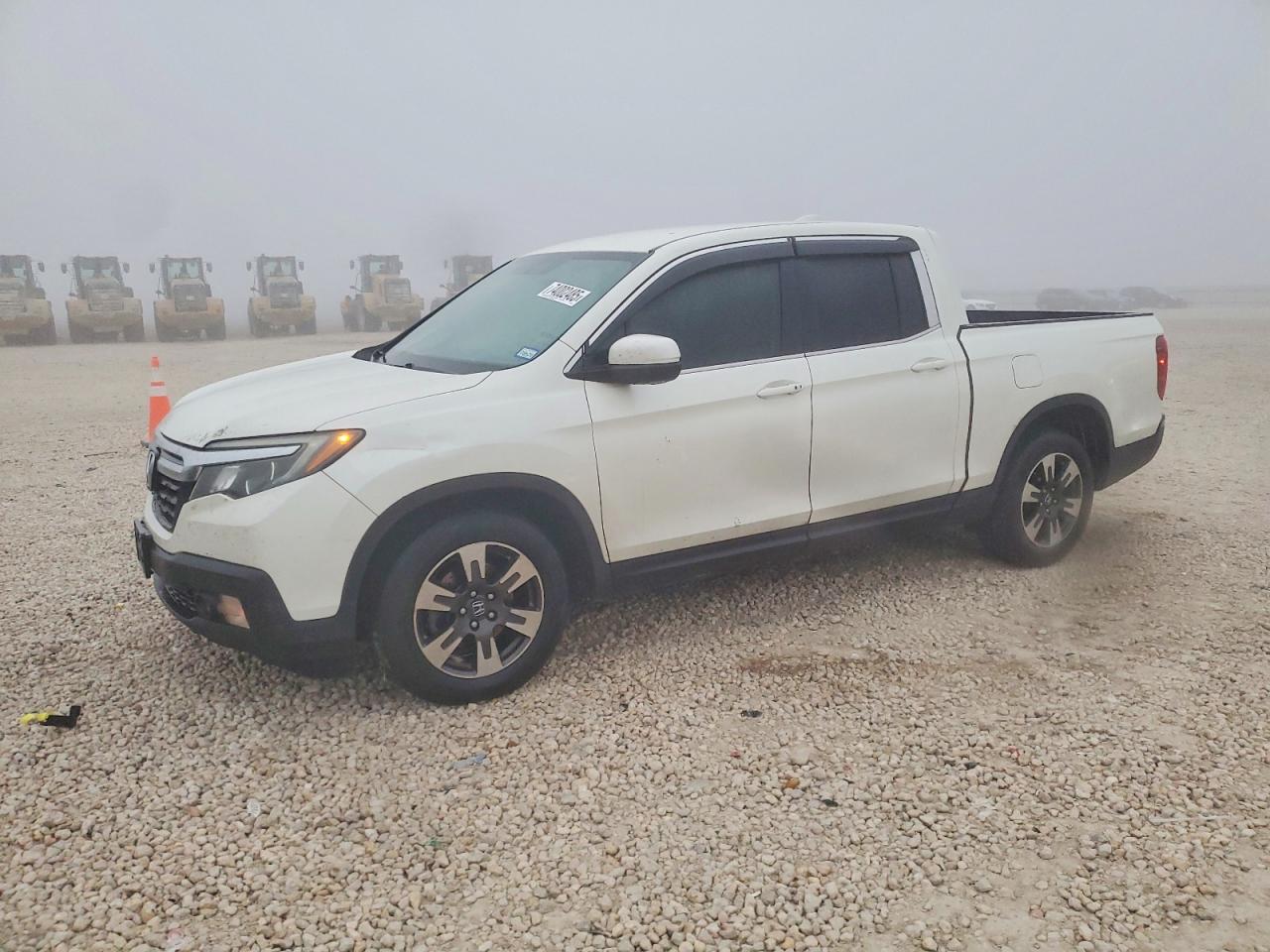 HONDA RIDGELINE 2017