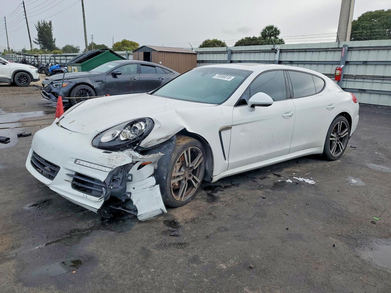 PORSCHE PANAMERA 2014