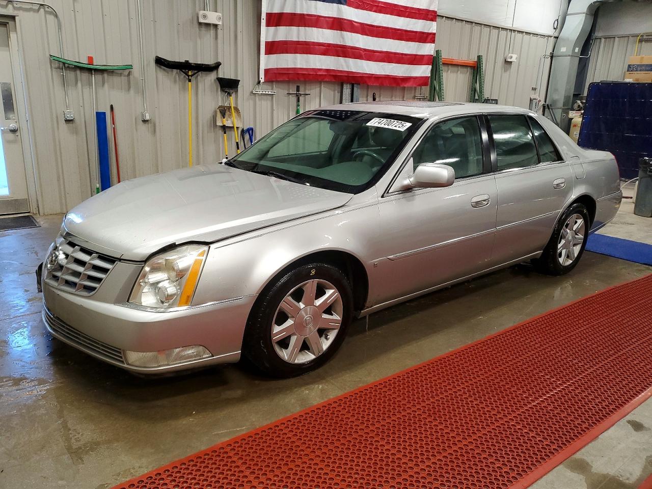 CADILLAC DTS 2006