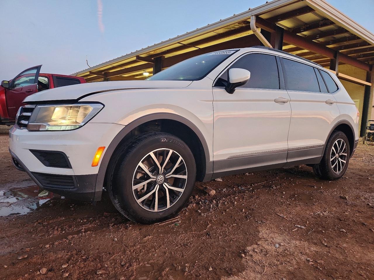 VOLKSWAGEN TIGUAN 2021
