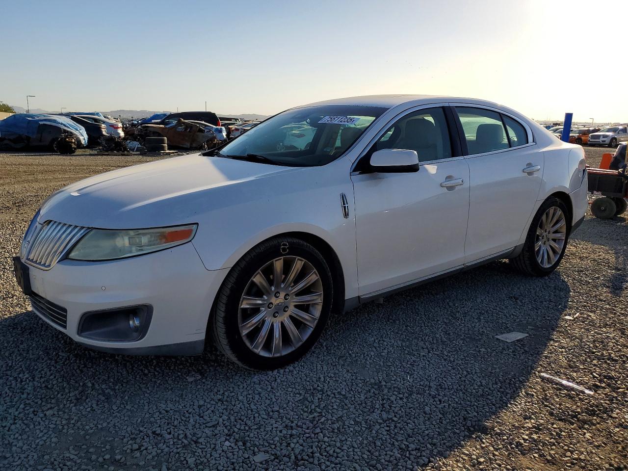 LINCOLN MKS 2011