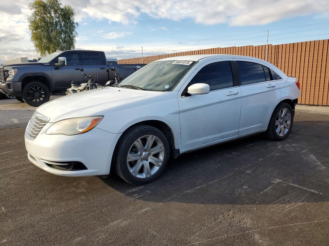 CHRYSLER 200 2012