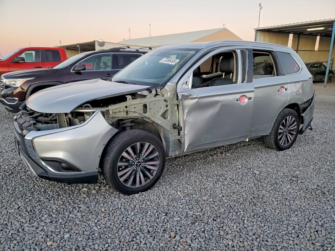 MITSUBISHI OUTLANDER 2020