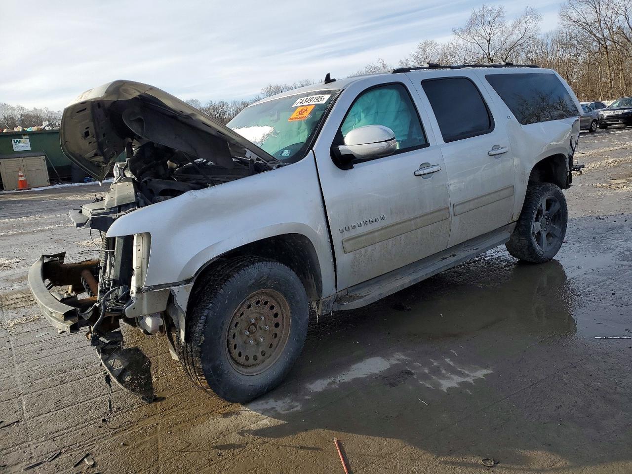 CHEVROLET SUBURBAN 2014