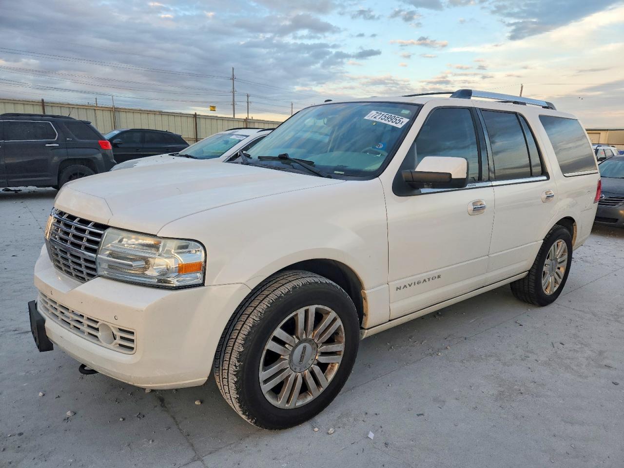 LINCOLN NAVIGATOR 2012
