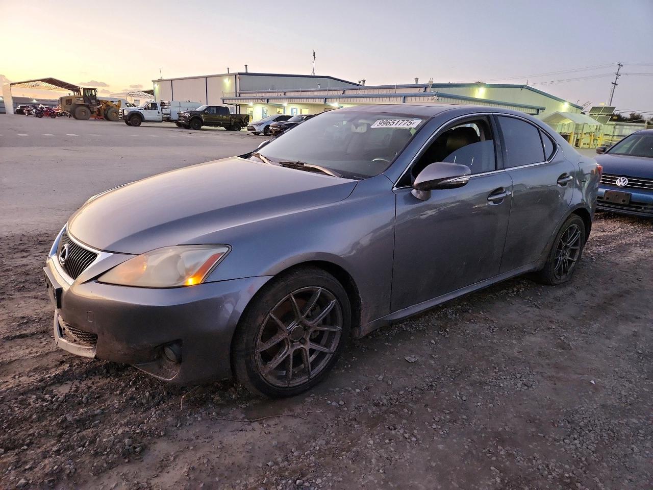 LEXUS IS 2012