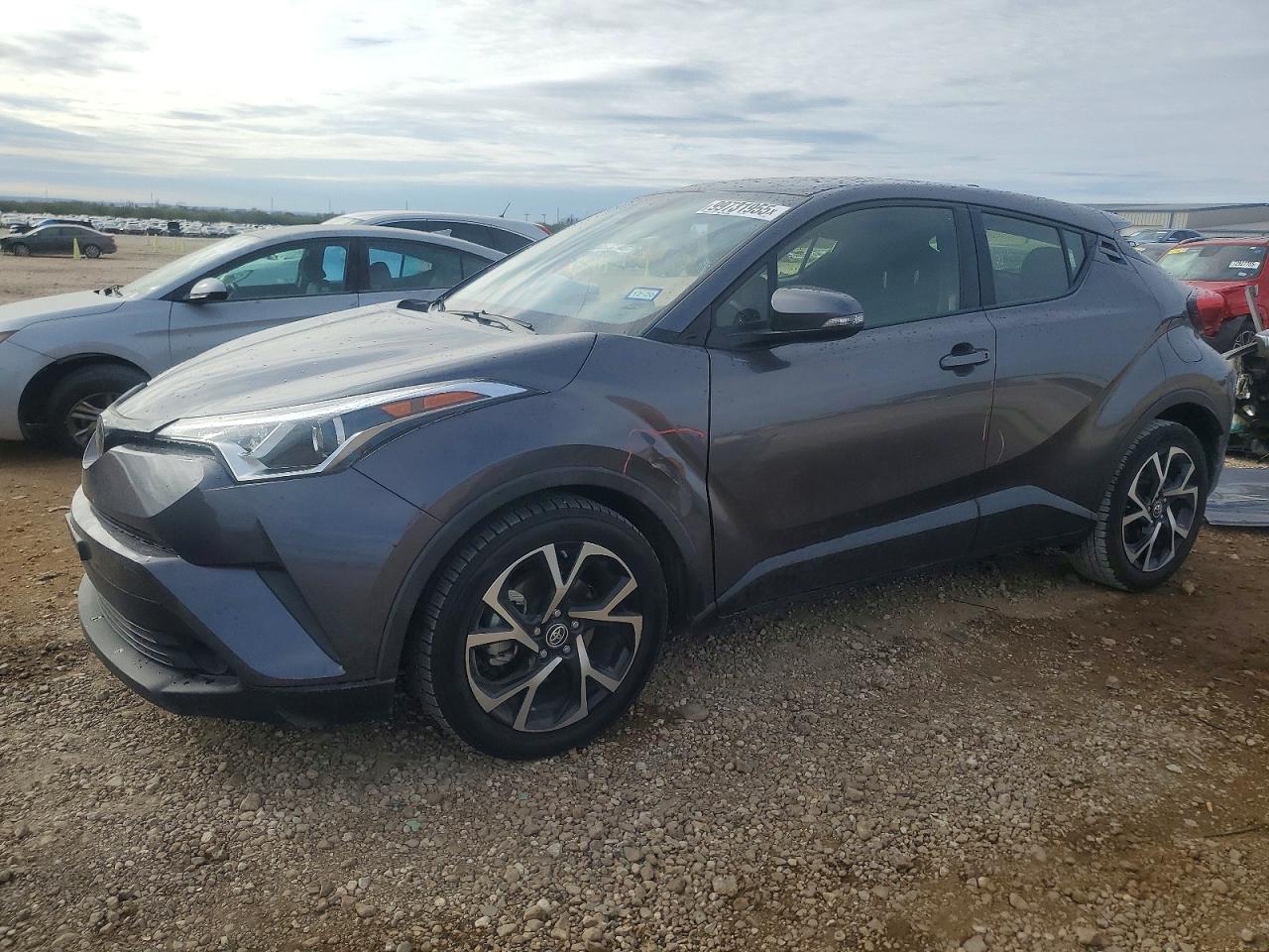 TOYOTA C-HR 2018